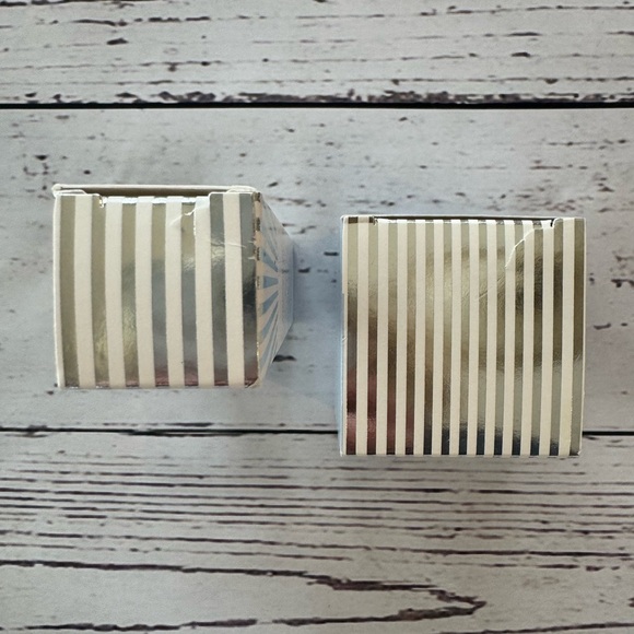 NIB First Aid Beauty Firming Cream and 0.3% Retinol Complex Serum Set - Picture 6 of 14